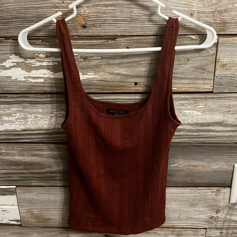 Ribbed American Eagle maroon tank